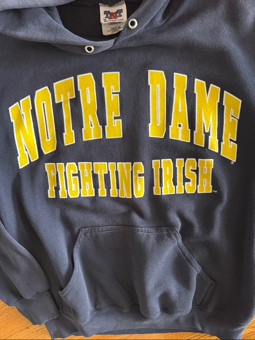 Notre Dame Fighting Irish Hooded Sweatshirt Medium see photos - Picture 3 of 6